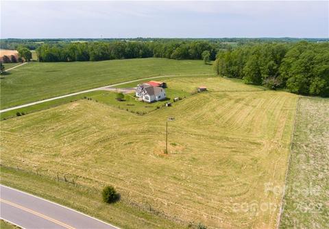 118 Waggy Tail Ln, Olin, NC 28660 photo 12