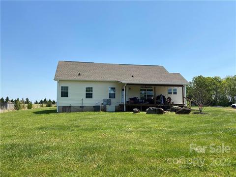 118 Waggy Tail Ln, Olin, NC 28660 photo 4