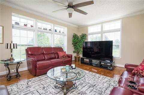 118 Waggy Tail Ln, Olin, NC 28660 photo 16