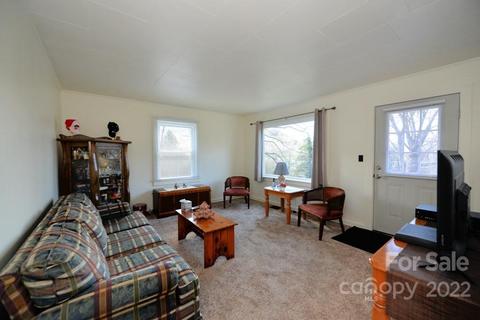 94 Hall Hts, Sylva, NC 28779 photo 19
