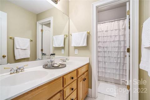 6326 Fox Chase Dr, Davidson, NC 28036 photo 26