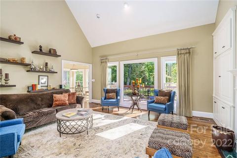 6326 Fox Chase Dr, Davidson, NC 28036 photo 10