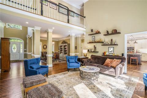 6326 Fox Chase Dr, Davidson, NC 28036 photo 12