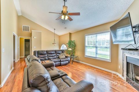 2276 Burris Rd, Conover, NC 28613 photo 11