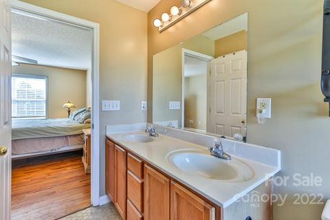 2276 Burris Rd, Conover, NC 28613 photo 15