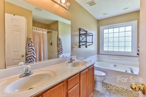 2276 Burris Rd, Conover, NC 28613 photo 16