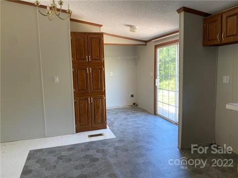 136 Cedarvale Dr, Harmony, NC 28634 photo 15
