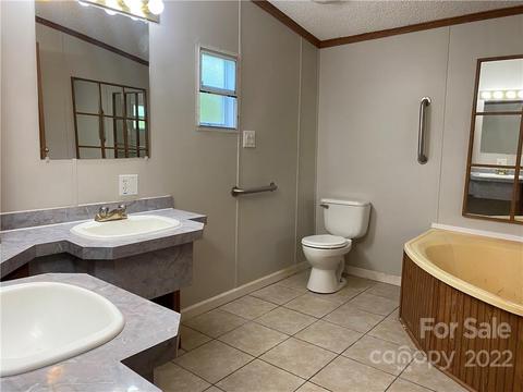 136 Cedarvale Dr, Harmony, NC 28634 photo 16