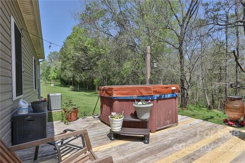 129 Gatton Dr, Olin, NC 28660 photo 29