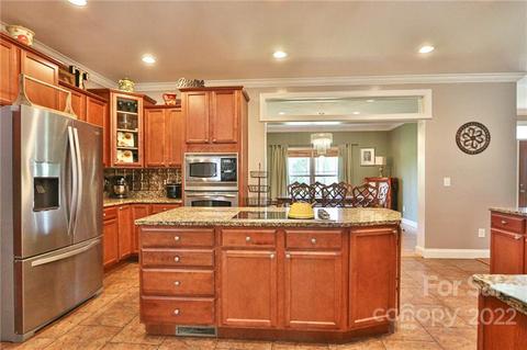 129 Gatton Dr, Olin, NC 28660 photo 9