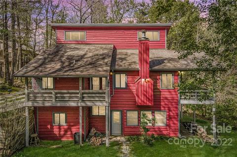 144 Toxaway Hts, Lake Toxaway, NC 28747