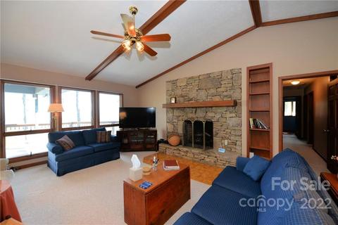 537 Kingcrest Dr, Flat Rock, NC 28731 photo 13