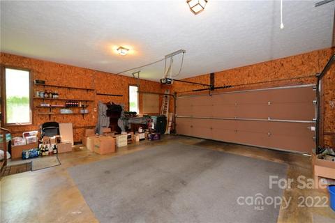 537 Kingcrest Dr, Flat Rock, NC 28731 photo 34