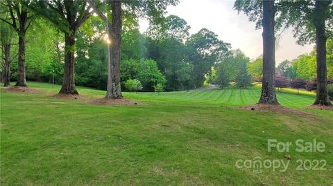 3025 Dodsworth Dr, Cramerton, NC 28032 photo 2