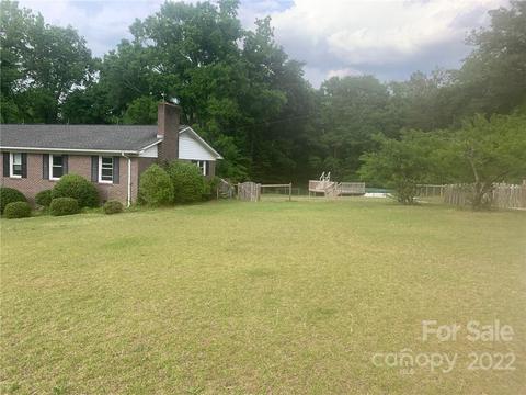 4838 Munn Rd, Bethune, SC 29009 photo 2