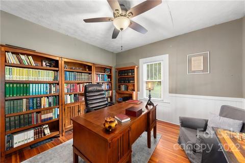 309 Spring St, Canton, NC 28716 photo 6