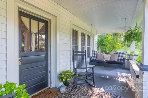 309 Spring St, Canton, NC 28716 photo 17
