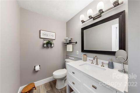 309 Spring St, Canton, NC 28716 photo 13