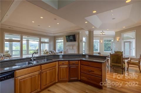 381 Rockledge Rd, Spruce Pine, NC 28777 photo 9
