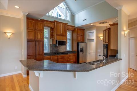 381 Rockledge Rd, Spruce Pine, NC 28777 photo 7
