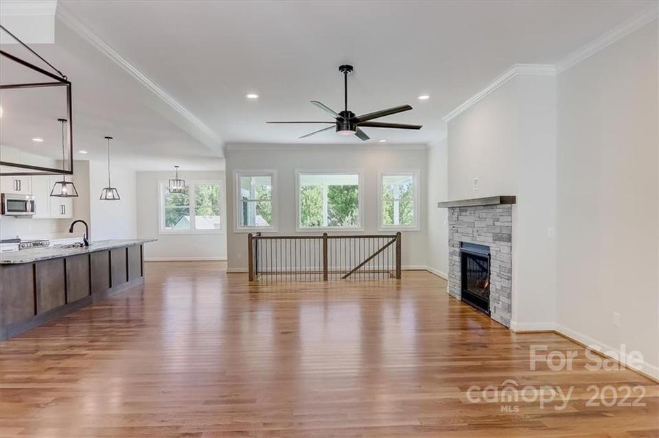  287 Williams Meadow Loop, Hendersonville, NC 28739 photo 8