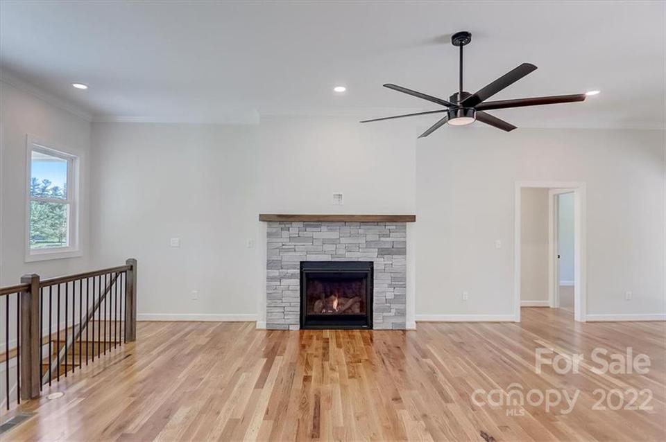  287 Williams Meadow Loop, Hendersonville, NC 28739 photo 11