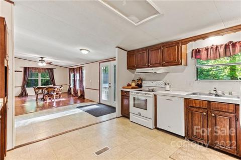 4070 Cascade St, Terrell, NC 28682 photo 16