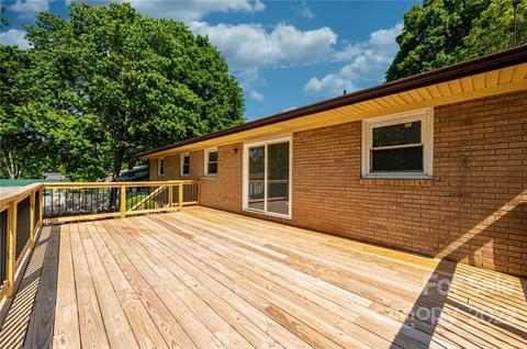 2382 Plainfield Dr, Conover, NC 28613 photo 14