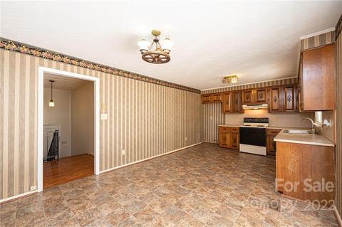 2382 Plainfield Dr, Conover, NC 28613 photo 20