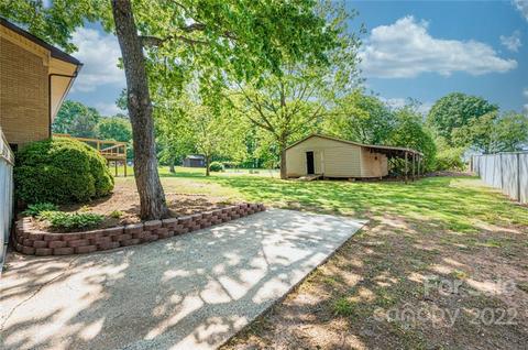 2382 Plainfield Dr, Conover, NC 28613 photo 6