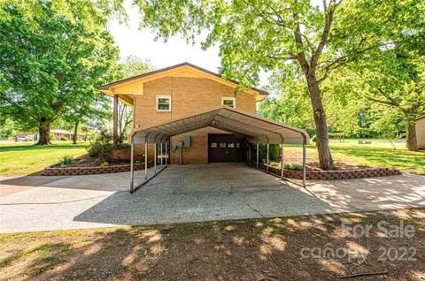 2382 Plainfield Dr, Conover, NC 28613 photo 5