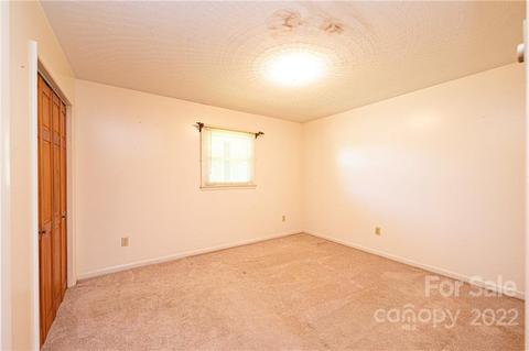 2382 Plainfield Dr, Conover, NC 28613 photo 29
