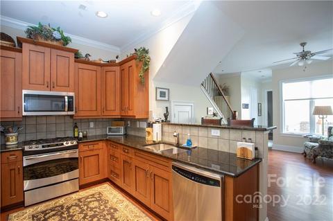 747 Jetton St, Davidson, NC 28036 photo 5