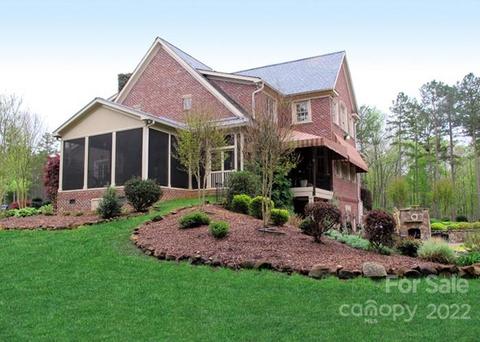 7114 Davis Rd, Waxhaw, NC 28173