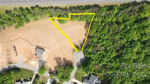 200 9th St NE #85, Conover, NC 28613