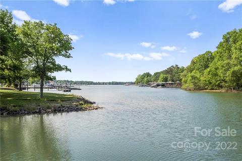 18719 Silver Quay Dr, Cornelius, NC 28031 photo 3