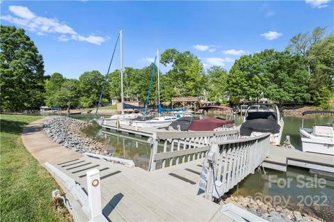 18719 Silver Quay Dr, Cornelius, NC 28031 photo 2