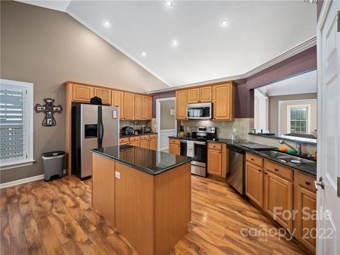 24 Sproles Rd, Spruce Pine, NC 28777 photo 12