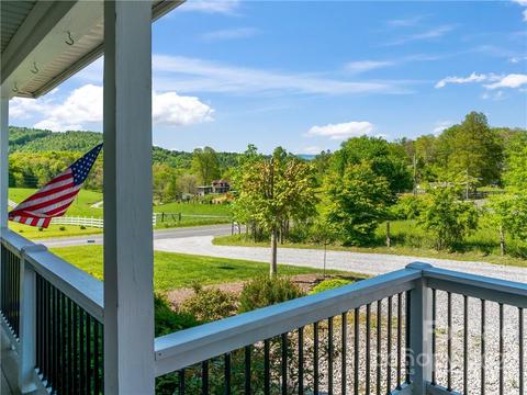24 Sproles Rd, Spruce Pine, NC 28777 photo 3