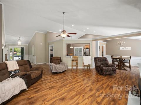 24 Sproles Rd, Spruce Pine, NC 28777 photo 6
