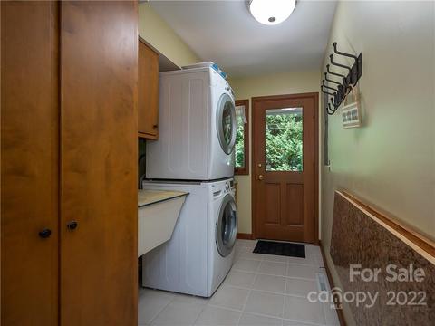 563 Fox Run Ln, Tryon, NC 28782 photo 29