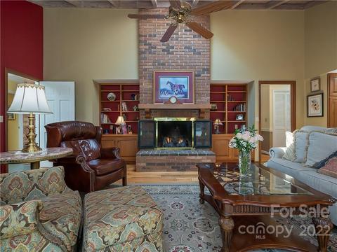 563 Fox Run Ln, Tryon, NC 28782 photo 23