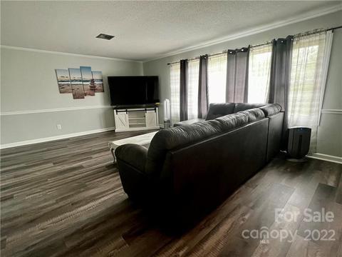 702 Huffman River Ln, Purlear, NC 28665 photo 17