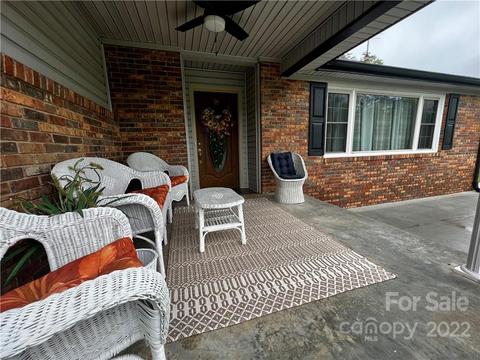 702 Huffman River Ln, Purlear, NC 28665 photo 15