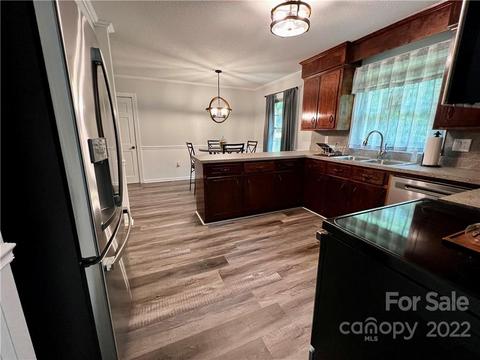 702 Huffman River Ln, Purlear, NC 28665 photo 21