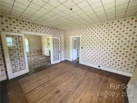 217 Pine St, Lincolnton, NC 28092 photo 17