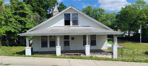 217 Pine St, Lincolnton, NC 28092 photo 1