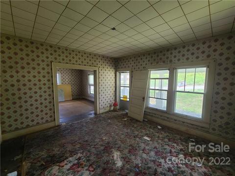 217 Pine St, Lincolnton, NC 28092 photo 9