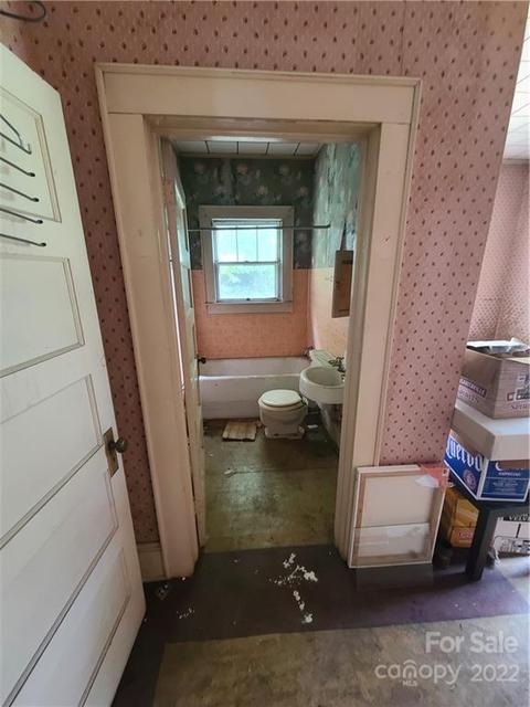 217 Pine St, Lincolnton, NC 28092 photo 37
