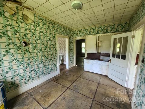 217 Pine St, Lincolnton, NC 28092 photo 25